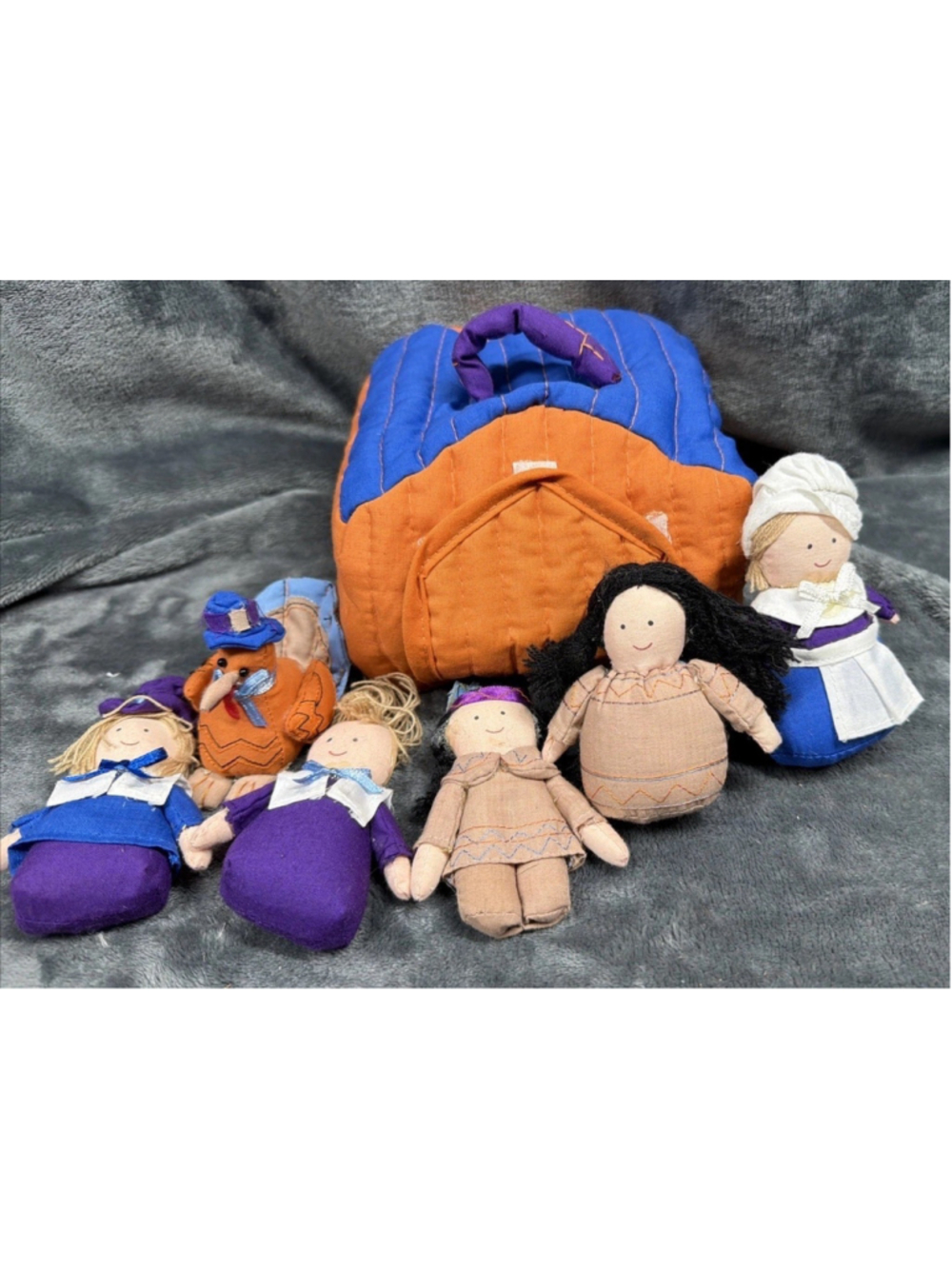 Vintage Plush Pilgrim Set 6-Piece With Carry Case Thanksgiving